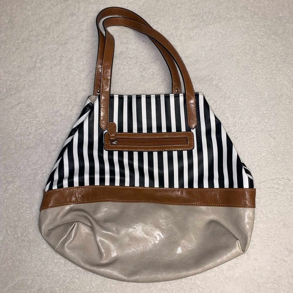 Black/white striped purse